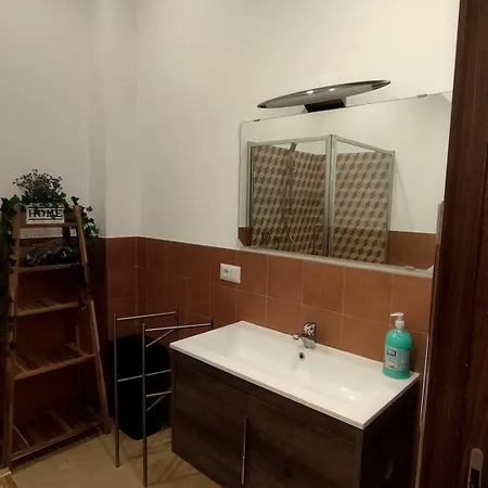 شقة La Caverna Ai Cappuccini